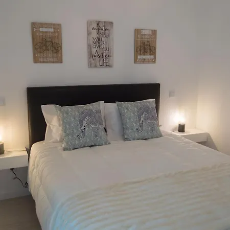 What A Life! * Nazaré