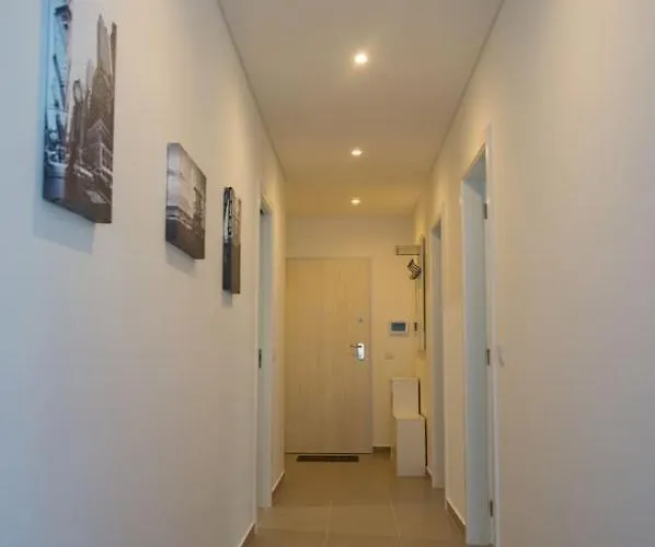 What A Life! Apartamento